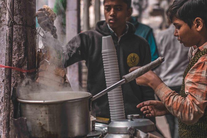Guided 3‑hour rickshaw ride through Old Delhi with transfers - Timing, transfers, and the real pace of the day