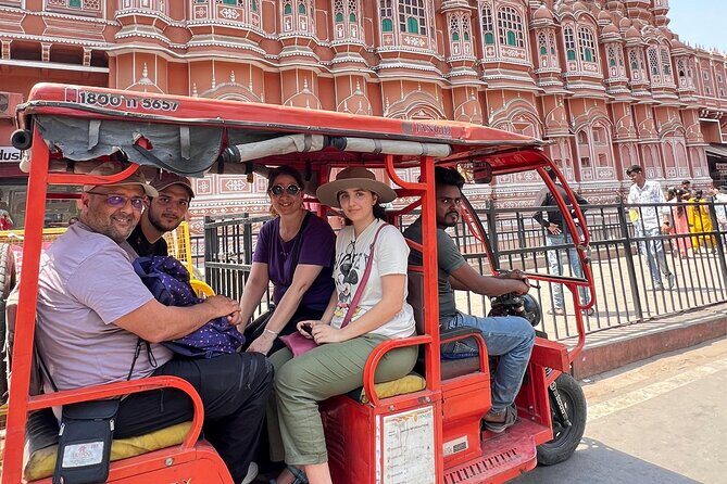Guided Jaipur Heritage & Food Walk with Shopping - Hawa Mahal Road and Pandit Kulfi: from iconic architecture to cooling sweetness