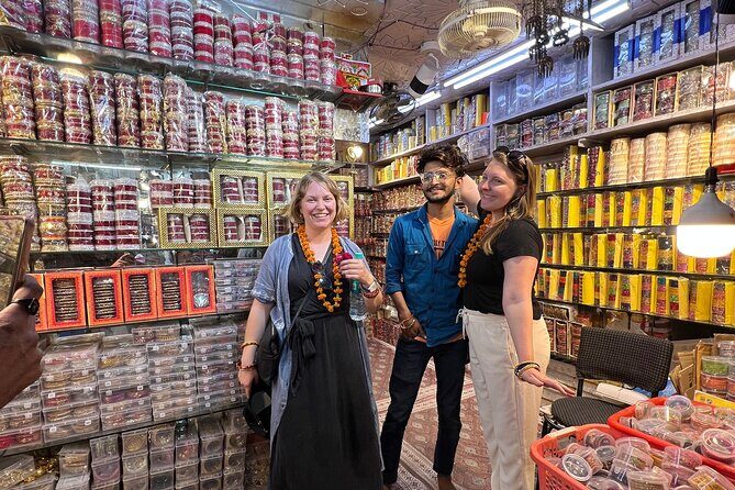 Guided Jaipur Heritage & Food Walk with Shopping - Getting around: pickup, private tuk-tuk or car, and a rickshaw moment