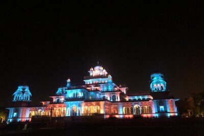 Guided Night Tour of Jaipur With Optional Street Food Tasting - From pickup to Amber Fort: the drive that sets the tone