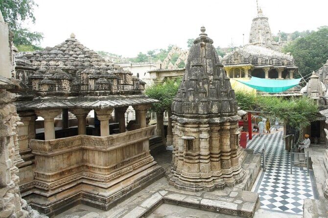 Half-Day Eklingji & Nagda Temple Tour by Tuk-Tuk or Car - Udaipur to Eklingji: quick travel, ~20 km outside the city