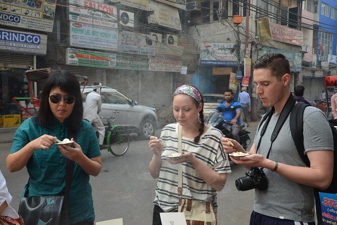Half-Day Food Tour with Cycle Rickshaw ride to Masterji Kee Haveli - Rickshaw Rides: The Unseen Upgrade Over Pure Walking
