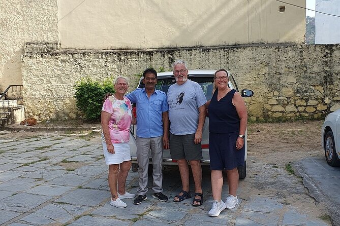 Half-Day Jaipur Heritage Tour with Monkey Temple - Flower market stop: a quick sensory break