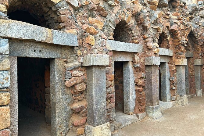 Hauz Khas Village: A Self Guided Walking Tour - Ending at Munda Gumbad: keep exploring without a hard stop
