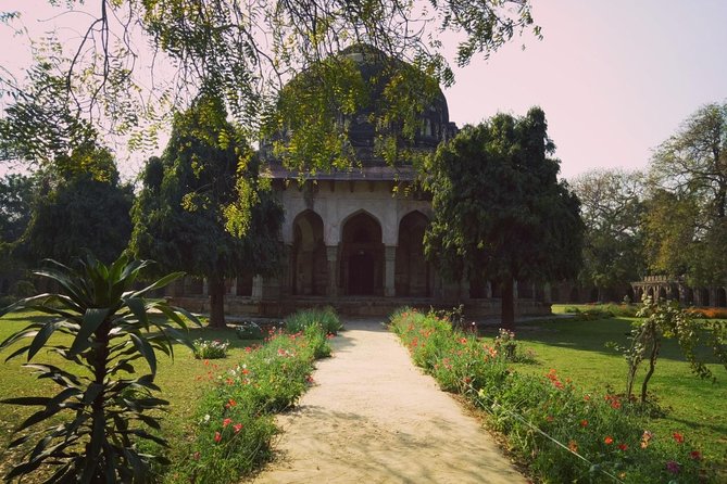 Heritage Delhi Photography Walk (2 Hours Guided Walking Tour with Rickshaw Ride) - Price and value at $18.62: what’s included, and what you should budget