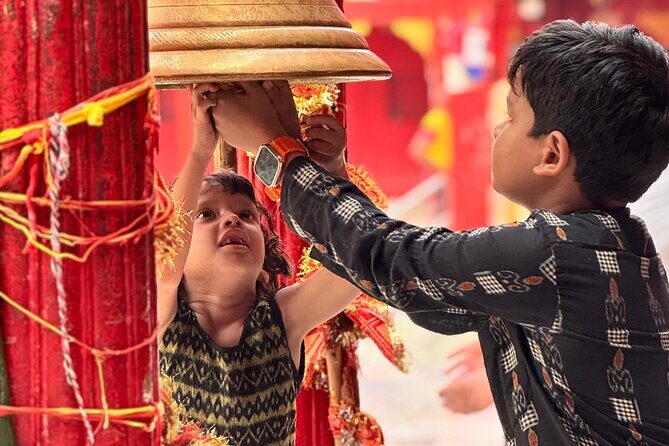 Hidden Corners of Varanasi Secret Alleys Temples and Traditions - The hidden alleys of Old Kashi: the city behind the city