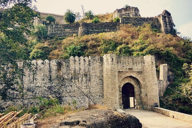 Historical Tour including Unesco Kangra fort & Rock cut temple from Dharamshala - Bajreshwari Devi Temple: Sati’s legend, then a calm pause