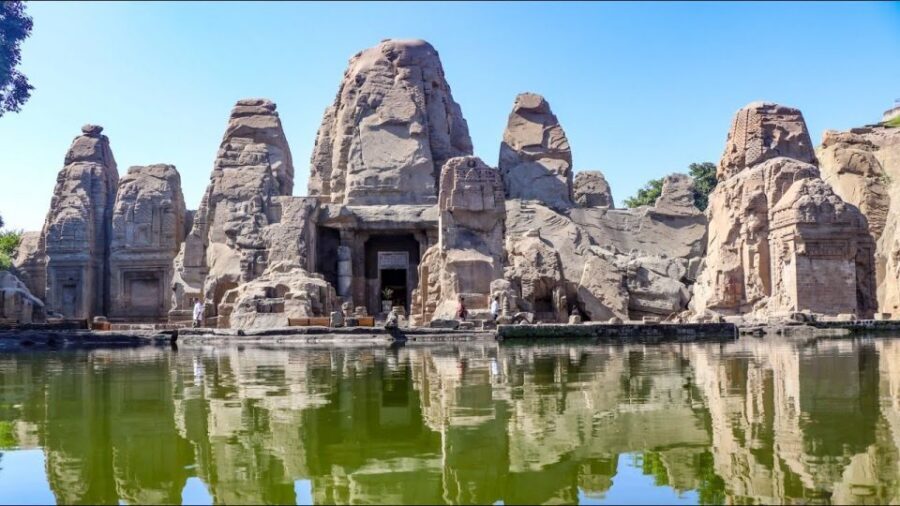 Historical Tour, Kangra fort &Rock cut temple from Dharmasla - Masroor Rock Cut Temple: Rama, Lakshmana, and Sita in stone