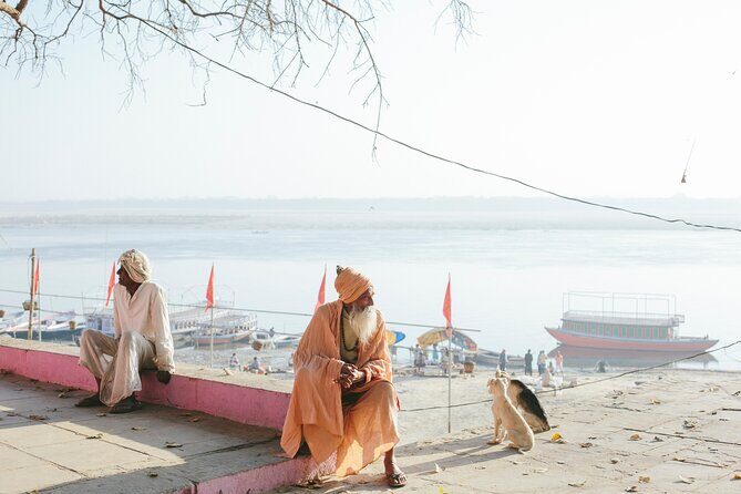 Immerse yourself in Varanasi's essence. 2 Days Tour - Day 1 morning to evening: the ghat circuit that gives you context