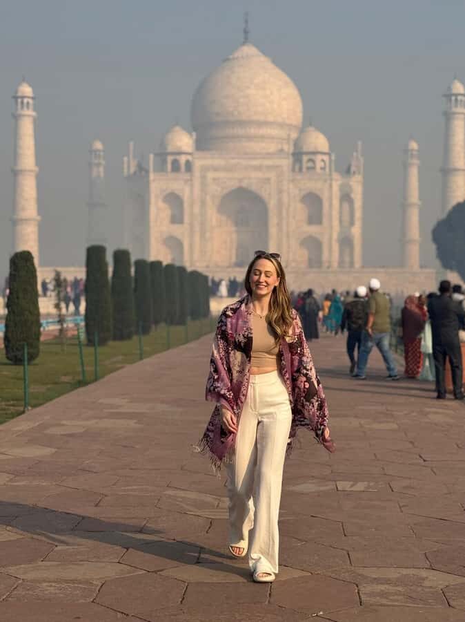 India: Premier High Value Taj Mahal Tickets with Transfers - If You Want More Than Just The Taj