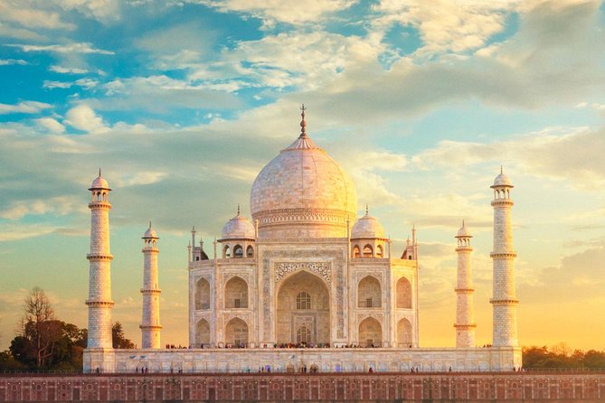 India's Best Seller-Taj Mahal and Agra Fort Tour From Delhi - Delhi to Agra in one day: why this tour makes sense