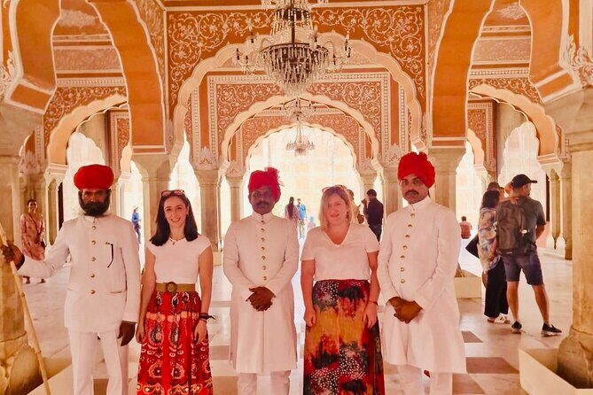 Jaipur: 2 Days private City Tour With Guide - Private guide and AC car: why this matters in real Jaipur time