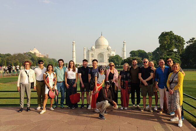 Jaipur Agra Private Full Day Tour - Agra Fort: a 1-hour stop that’s heavy on impact