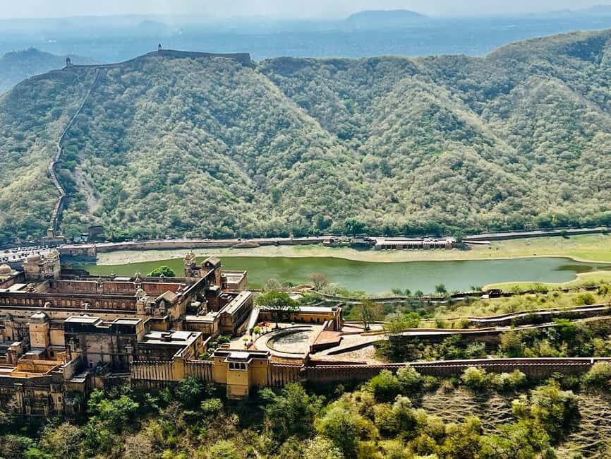 Jaipur: Amber Fort Guided Tour and Entry Ticket - Price and value: $9 for a guide plus ticket and less hassle