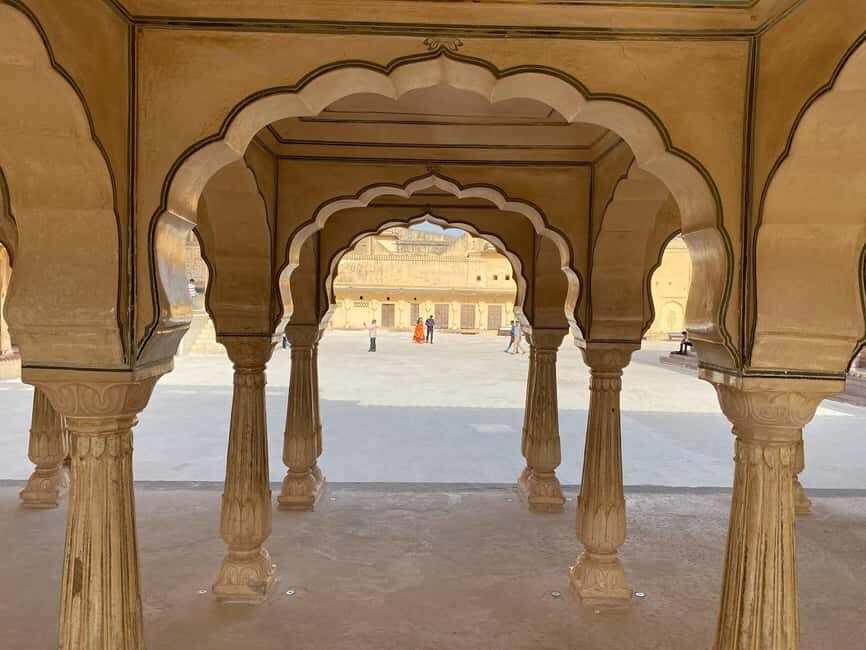 Jaipur: Amber Fort Guided Tour and Entry Ticket - Amber Fort’s defenses and water channels: why it mattered in Rajasthan