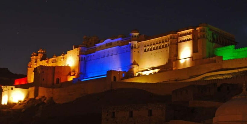 Jaipur: Amber Fort Light & Sound Show with Dinner - After the show: where the dancing and dinner fit into your night
