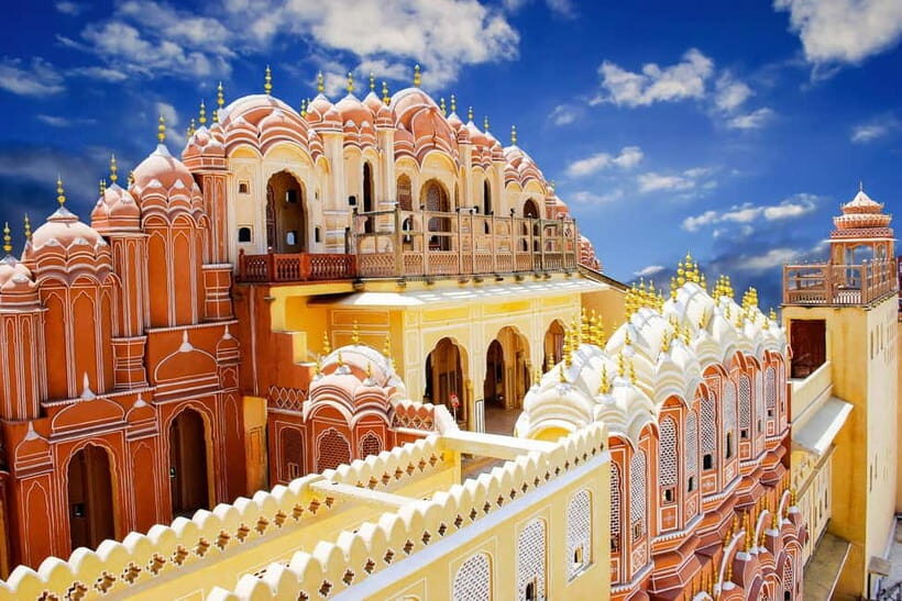 Jaipur: Amber Fort, Stepwell & Jal Mahal with Pickup - Why Amber Fort, the stepwell, and Jal Mahal click together