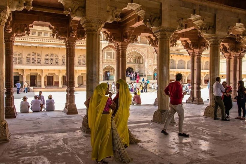 Jaipur: Amber Fort, Stepwell & Jal Mahal with Pickup - Panna Meena ka Kund stepwell: where Jaipur’s water story becomes visual