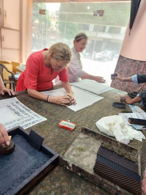 Jaipur: Block Printing Workshop In the Heart of City Center - Making your take-home souvenirs: two items of your choice