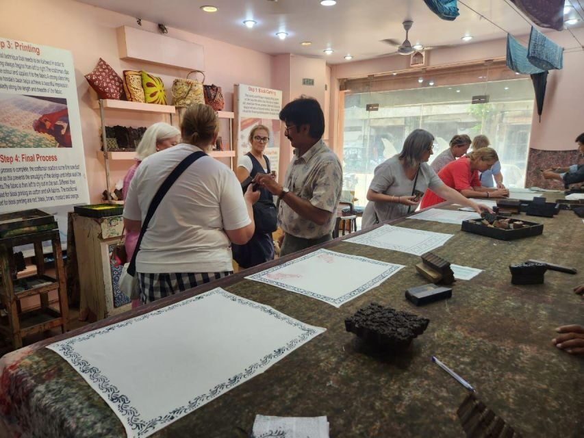 Jaipur: Block Printing Workshop In the Heart of City Center - The optional jewelry-factory stop: handy if you like craft shopping