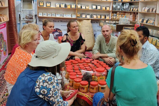 Jaipur City Shoping Tour With Pink City - Johari Bazar and Tripolia Bazar for Jewelry and Copper