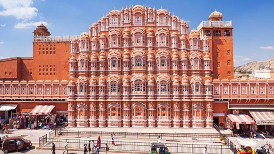 Jaipur: City Sightseeing Private Full-Day Guided Tour - City Palace: A Royal Home That Still Shapes the View