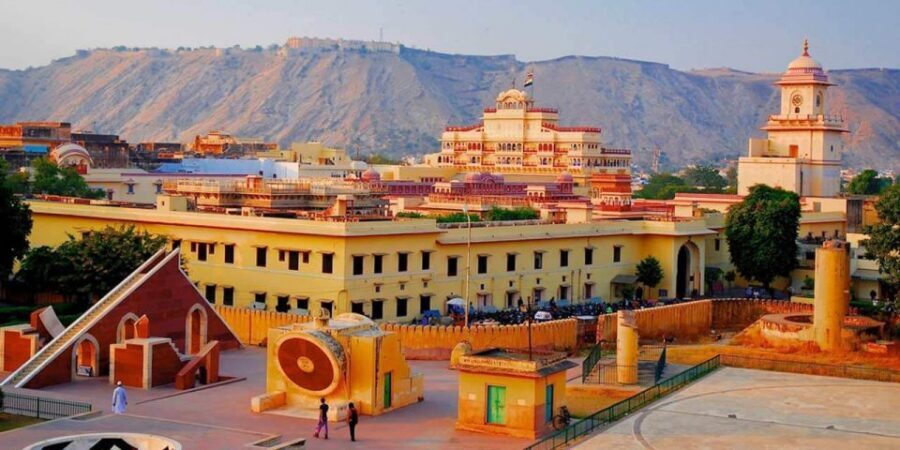 Jaipur: City Sightseeing Private Full-Day Guided Tour - Shopping Time in Jaipur: Make It Work for Your Taste
