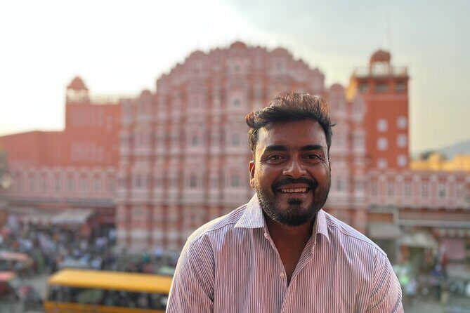 Jaipur City Tour by Private Car With English Speaking Driver - City Palace of Jaipur: Rajput and Mughal style in the heart of town