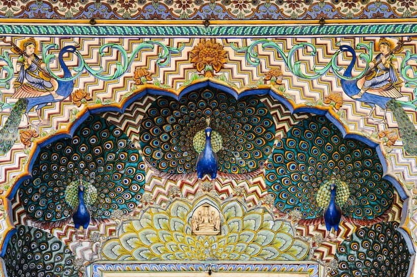 Jaipur City Tour Elephant Ride with Guide - Art & Craft Markets and the Optional Tuk-Tuk Feel