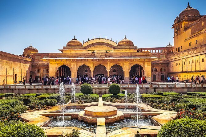 Jaipur city tour - Hawa Mahal: wind palace views without the long detour