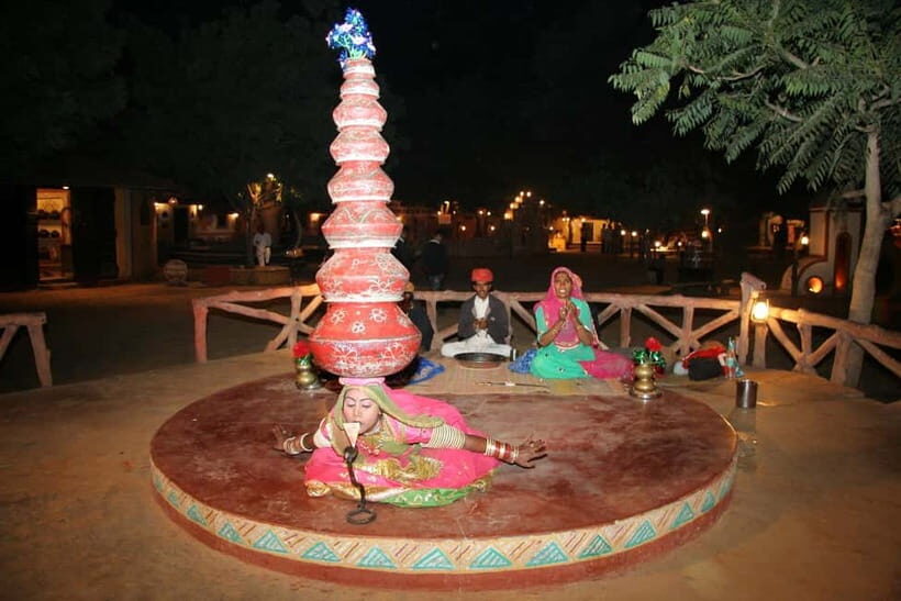Jaipur: Cultural Evening Tour & Dinner at Chokhi Dhani - Kalagram and the Rajasthani village set: huts, crafts, and things to do your way