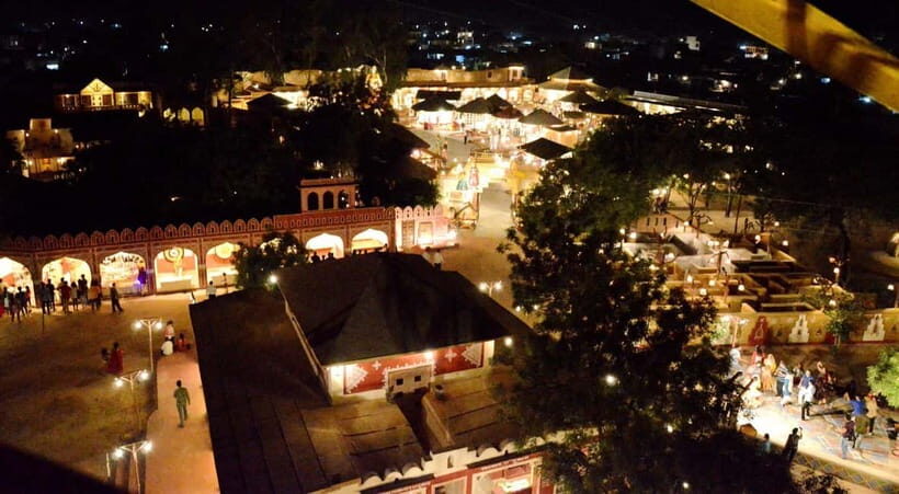 Jaipur: Cultural Evening Tour & Dinner at Chokhi Dhani - Private pickup in an A/C car across the Pink City