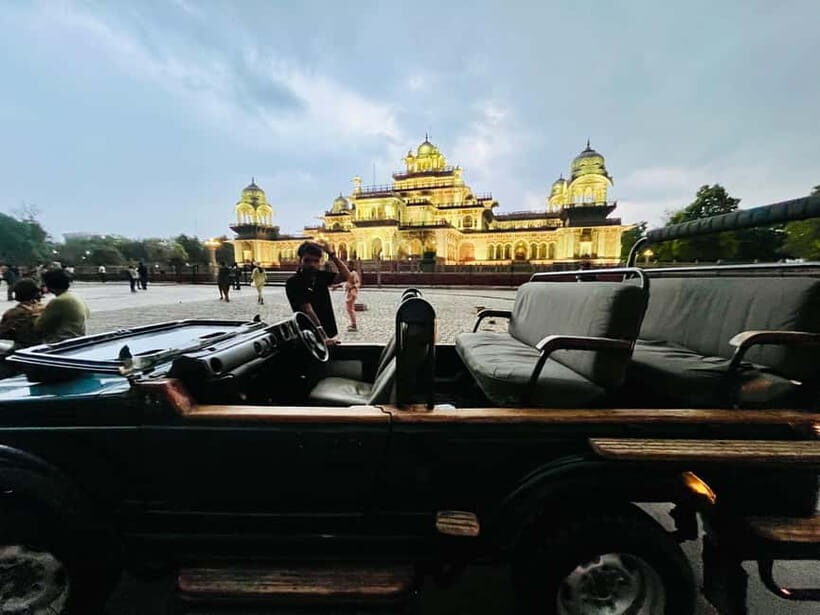 Jaipur: Evening City Tour In Open Jeep - Albert Hall Museum: A thoughtful wrap-up with artifacts and exhibits
