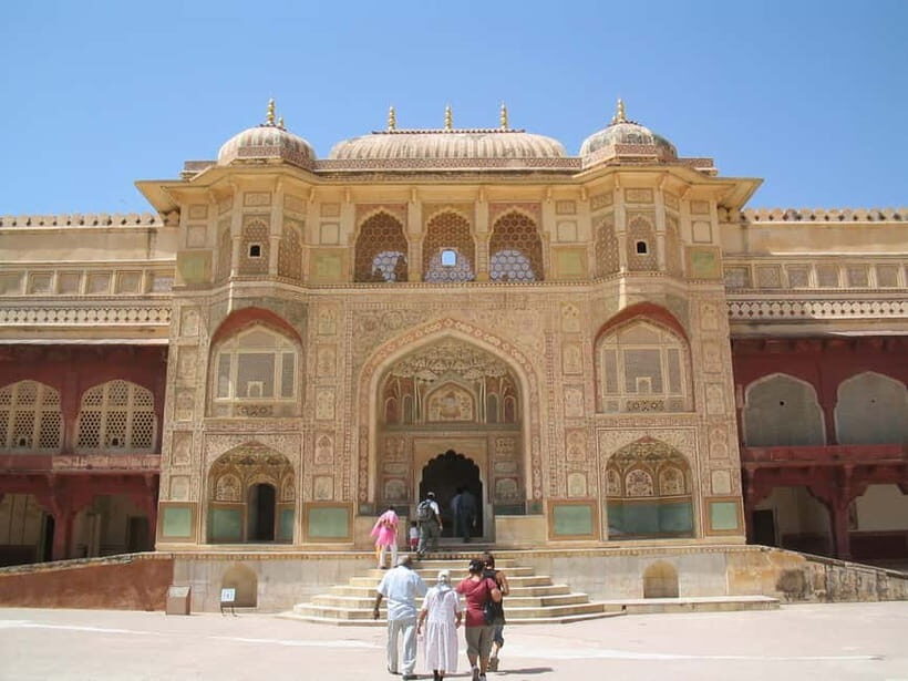 Jaipur: Explore Amber, Jaigarh & Nahargarh Fort with Sunset - Panna Meena ka Kund stepwell: geometry you can feel in your photos