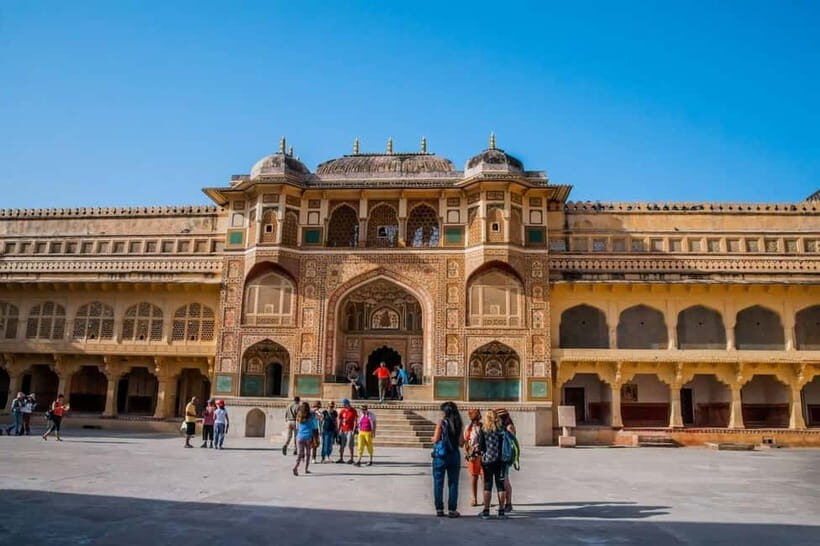 Jaipur: Explore City Sights, Amber Fort & Monkey Temple - Hawa Mahal: seeing the Palace of Winds as more than a postcard