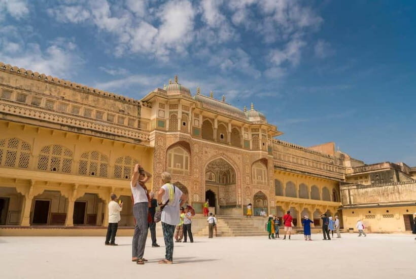 Jaipur: Explore City Sights, Amber Fort & Monkey Temple - Morning at the Jaipur Flower Market and masala chai breakfast fuel