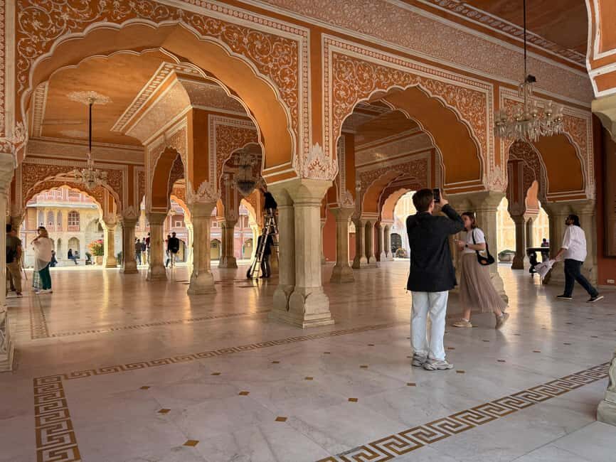 Jaipur: Full Day City Highlights Tour with Tour Guide - Hitting City Palace like a royal residence, not just a museum