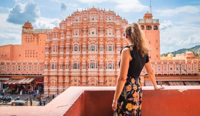 Jaipur: Full Day City sightseeing with Car, Guide & Lunch - Key things that make this tour worth your time