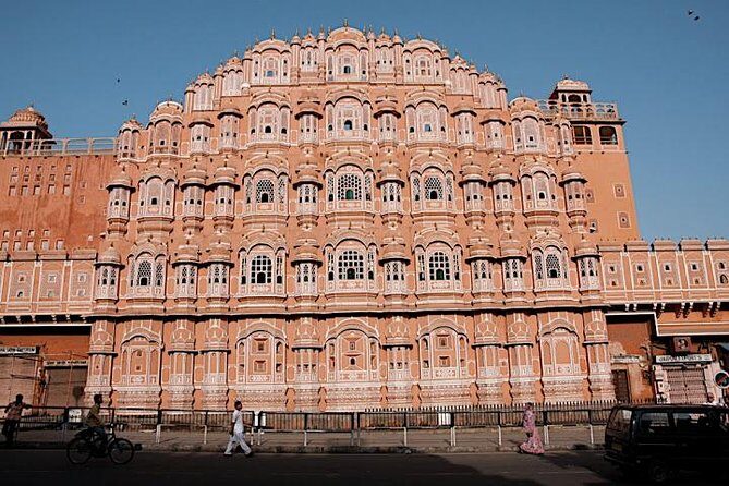 Jaipur Full Day City Tour visit Hawa Mahal, Amber Fort & City Palace - The Smart Value of a Full-Day Jaipur Loop