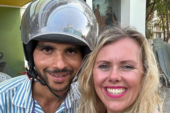 Jaipur Full-Day Motorbike Tour for Solo Female Travelers - Riding Jaipur the practical way: electric bike, solo-friendly pacing