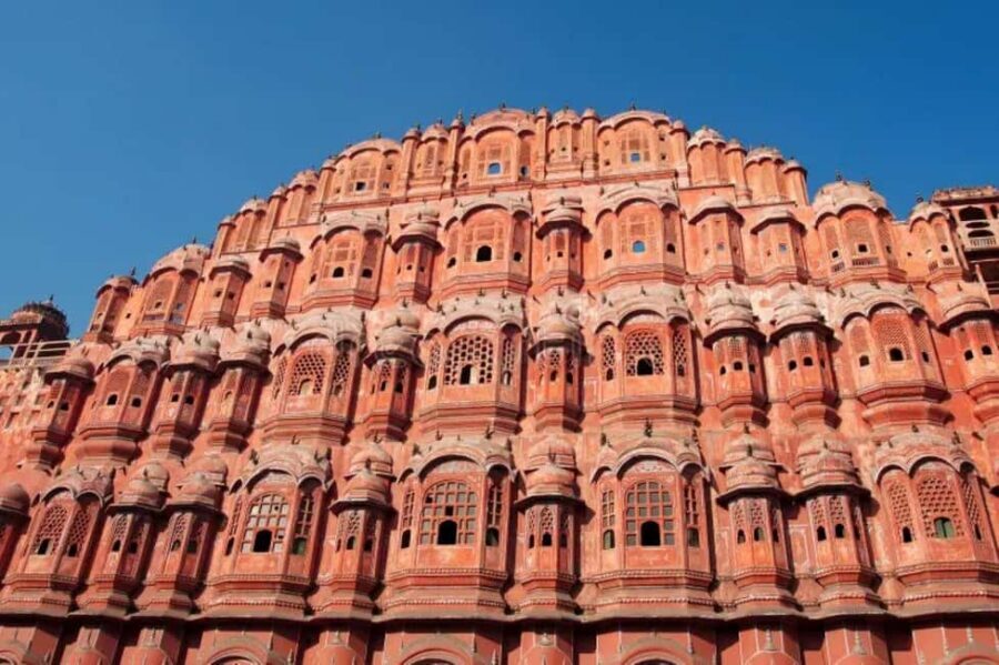 Jaipur: Full Day Sightseeing with Professional Photographer - Amber Fort and Panna Meena Ka Kund: the architecture-and-photo start