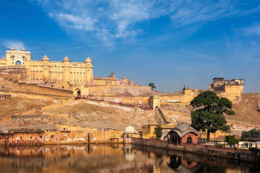 Jaipur: Full Day Sightseeing with Professional Photographer - City Palace: the regal heart of Jaipur