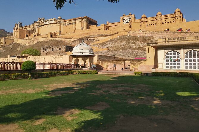 Jaipur Guided Day Trip By Car - How a private car day keeps Jaipur easy (and not exhausting)