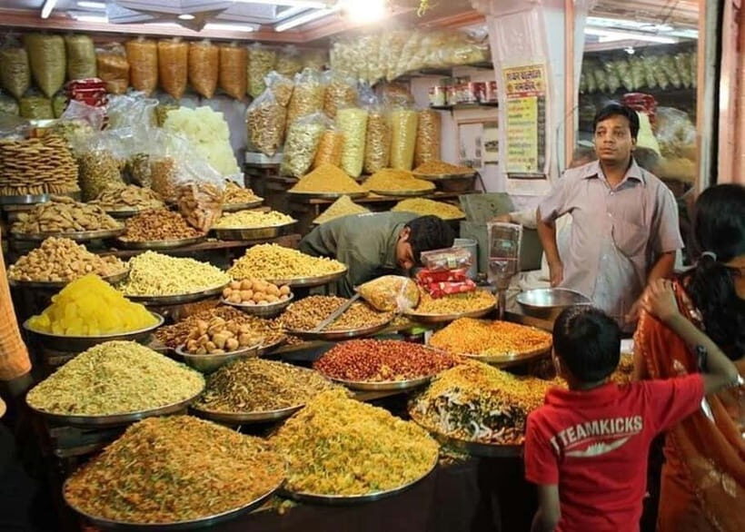 Jaipur: Guided History Walking Tour with Food Tasting - Key Highlights You’ll Feel During This Walk