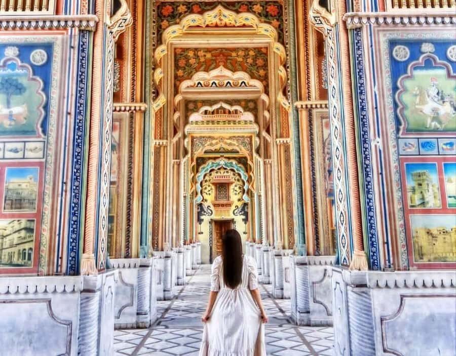 Jaipur: Half-Day or Full-Day Tour with Flower Market - Hawa Mahal and the walled-city feel: seeing the façade up close