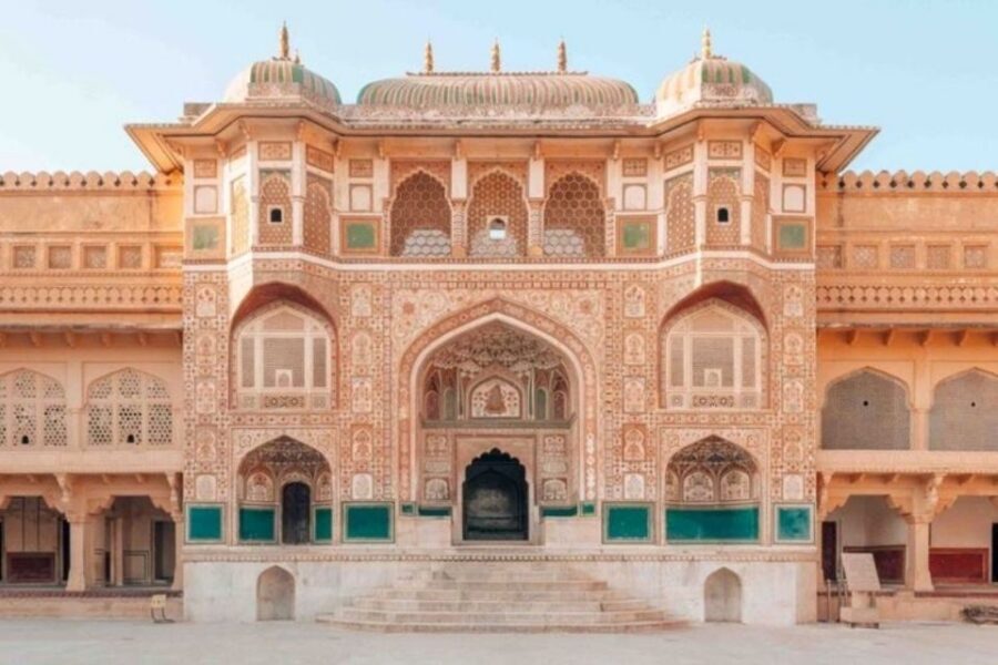 Jaipur Half-Day Tour Amer Fort, Jal Mahal & hawa mahal. - From pickup to first photos: how the day starts in Jaipur