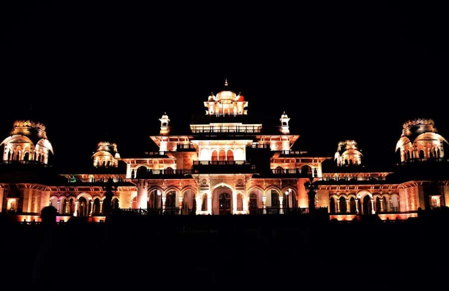 Jaipur: Heritage Evening Tour with Monkey Temple Sunset - Hawa Mahal After Dark: Watching the Palace of Winds Glow