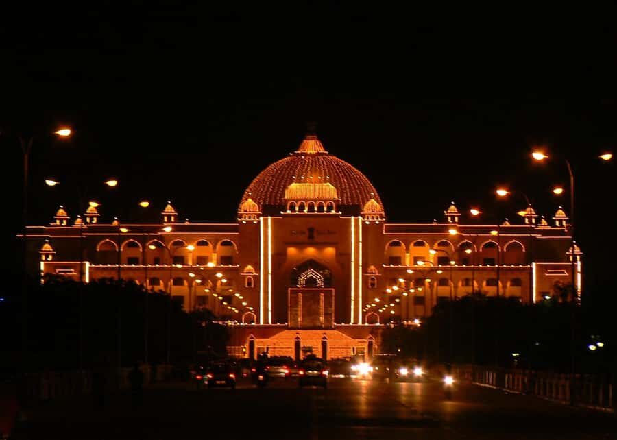 Jaipur: Heritage Evening Tour with Monkey Temple Sunset - Flower Market Break and Old-Gate Area Stops