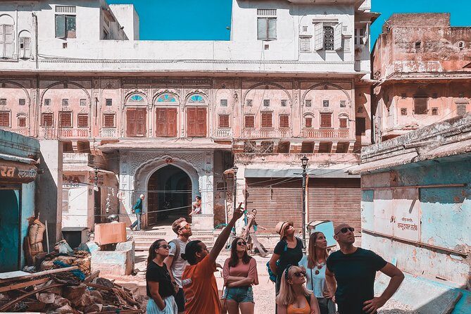 Jaipur Heritage Walking Tour - Ajmeri Gate: more than a photo stop