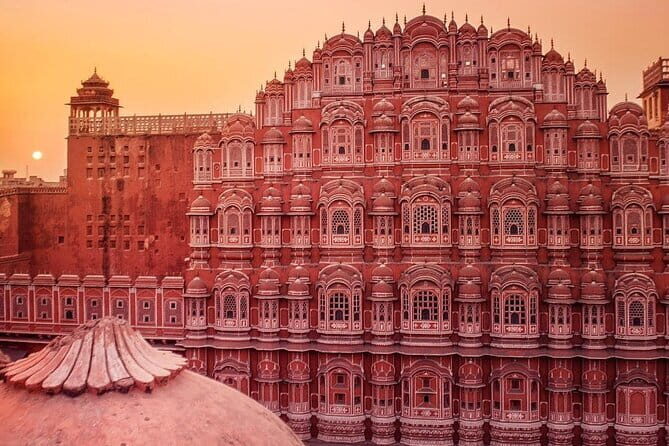 Jaipur Instagram Tour of Photogenic Spots - Your private ride in Jaipur: car vs tuk-tuk
